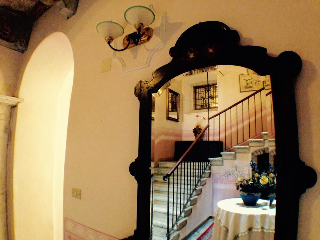 Albergo Bellavista Лимоне сул Гарда Екстериор снимка